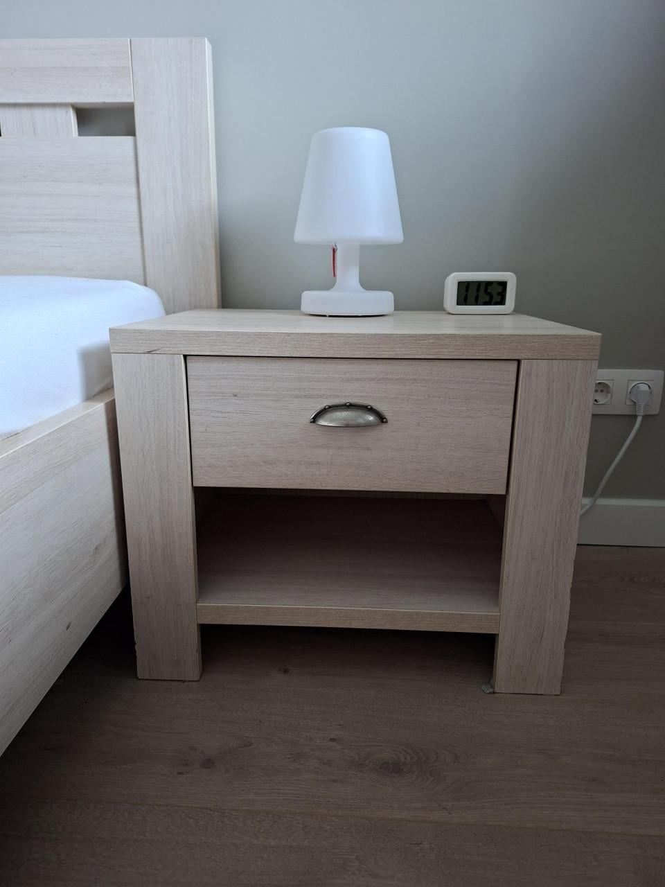 Bed 120