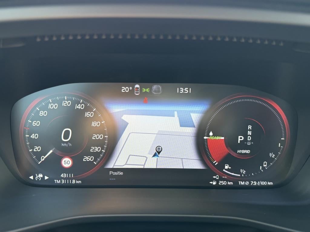 Volvo XC40 t5 262pk recharge ultimate bright| full options !!