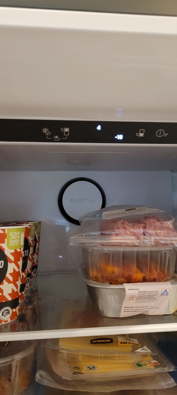KOEL/ VRIESKAST  BEKO 6 MAANDEN OUD IN PERFECTE STAAT MET FABRIEKSGARANTIE