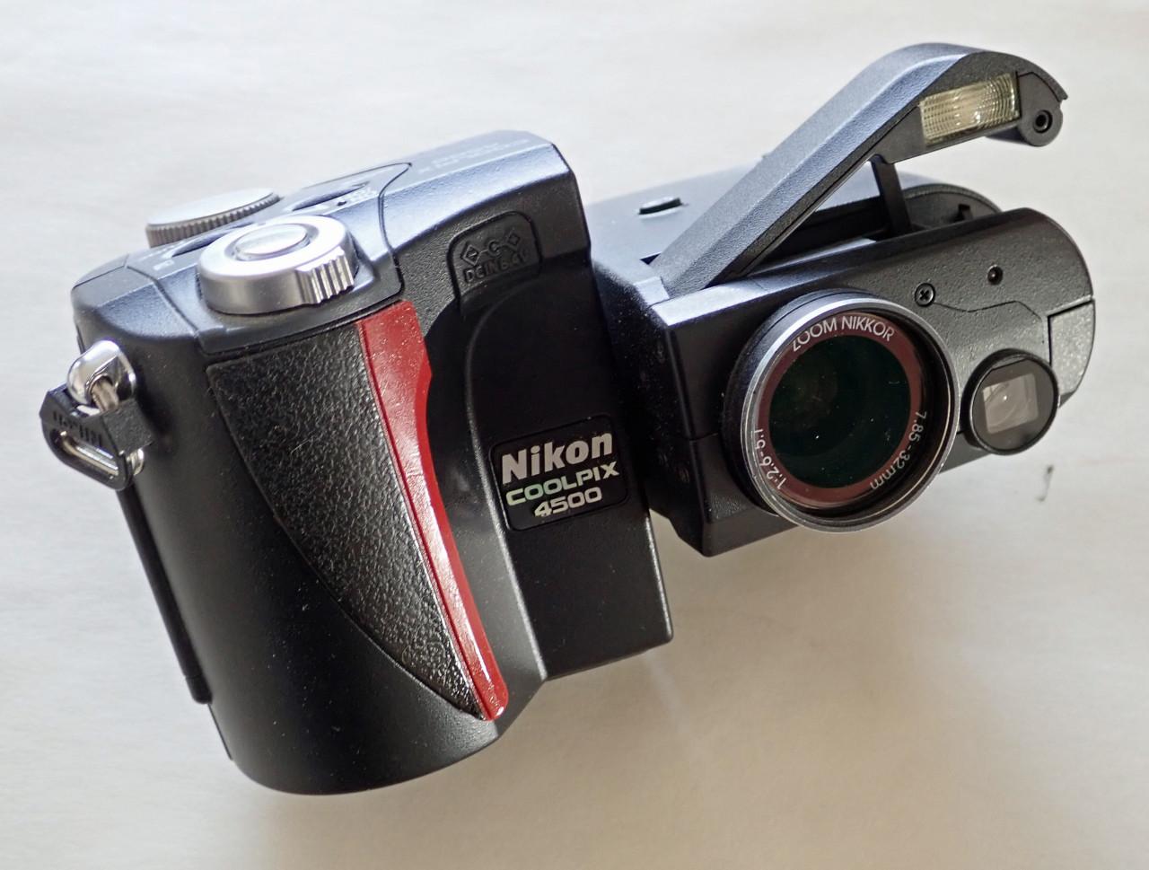 NIKON Coolpix 4500 Digital Camera