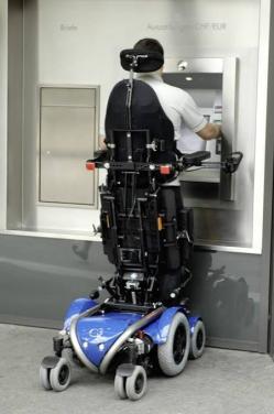 Speciale elektrisch rolstoel met sta functie