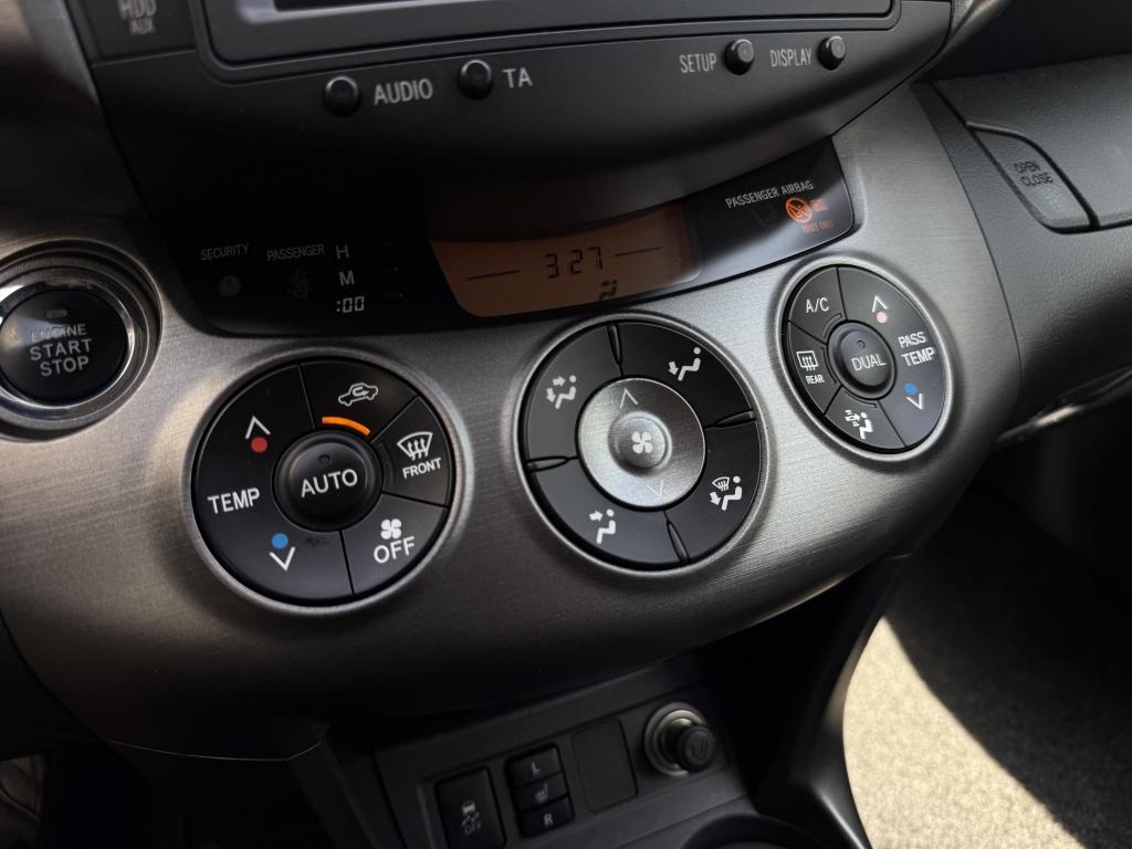 Toyota Rav4 2.0 vvti executive business - origineel nl -