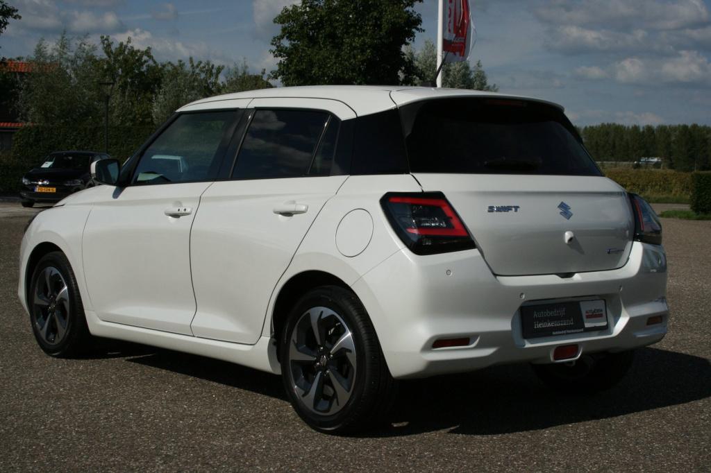 Suzuki Swift 1.2 style smart hybrid