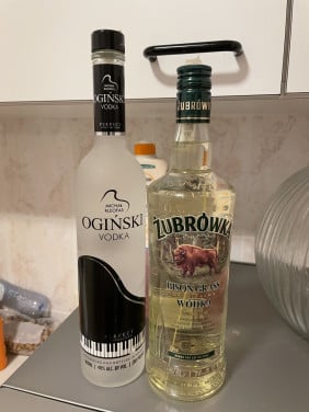 Twee flessen wodka 1.2liter