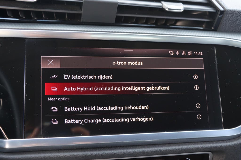 Audi Q3 sportback 45 tfsi e s edition 245pk s-tronic