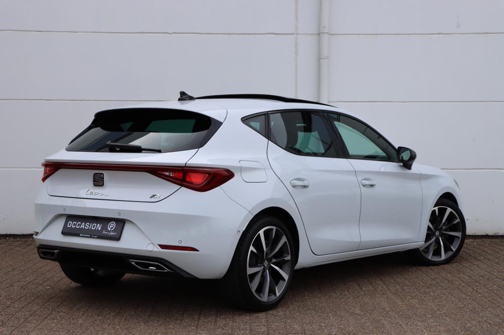 Seat Leon 1.5 etsi fr launch edition dsg7 150pk