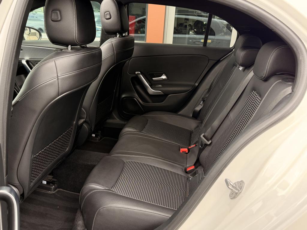 Mercedes-Benz A-Klasse 200 business solution plus | elek. trekhaak | lane a