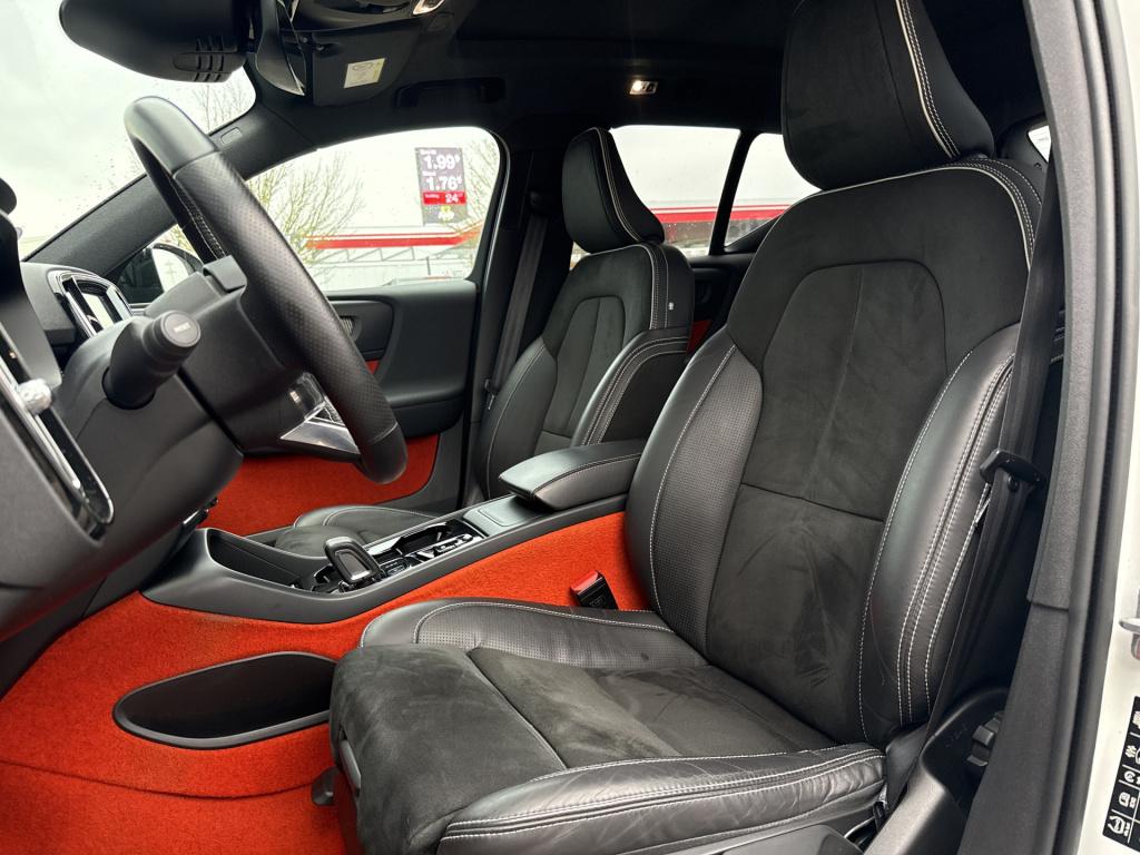 Volvo XC40 1.5 t3 r-design | nl-auto | btw | pano | parel lak | stoelverw.