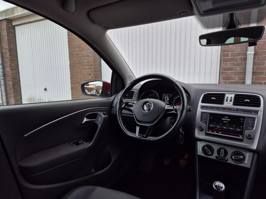 Volkswagen Polo 1.2 tsi comfortline / 5-deurs / airco / cruisecontrol / par