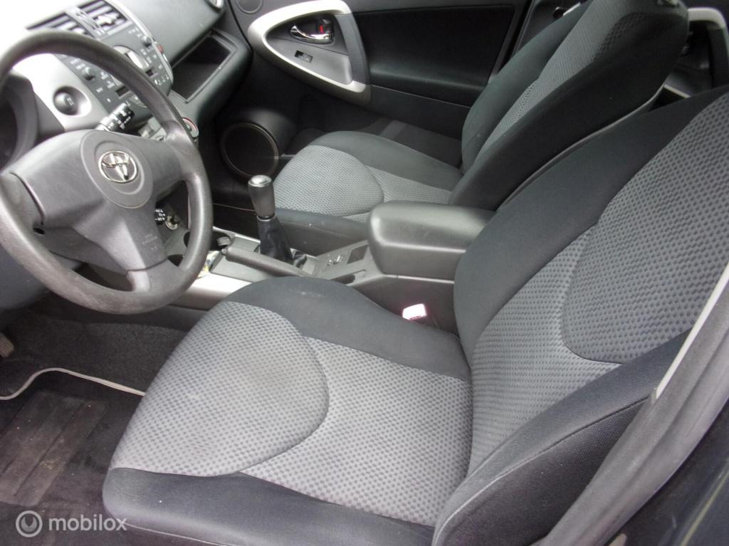 Toyota Rav4 2.0 vvti executive