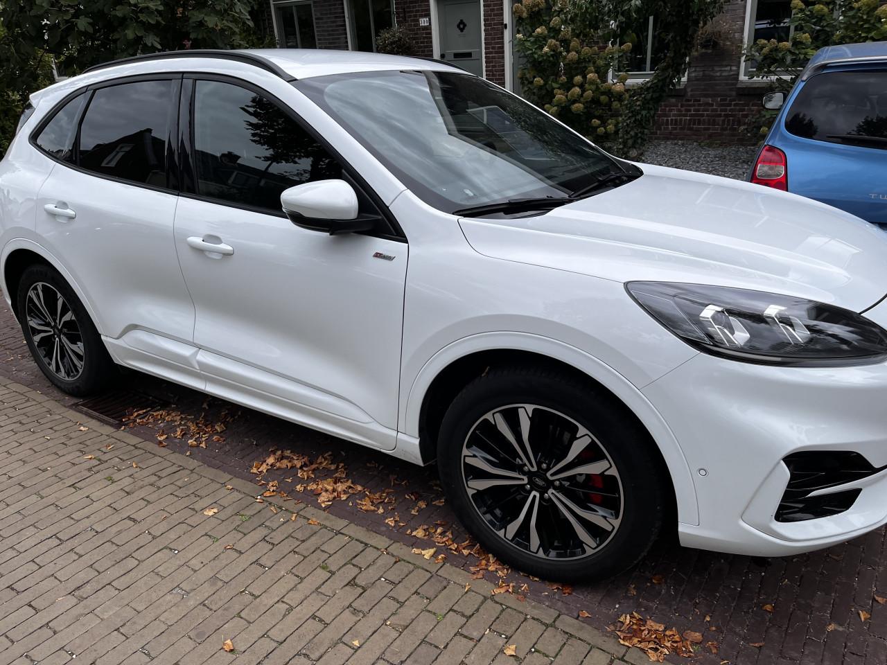 Ford Kuga 2.5 PHEV ST_X line