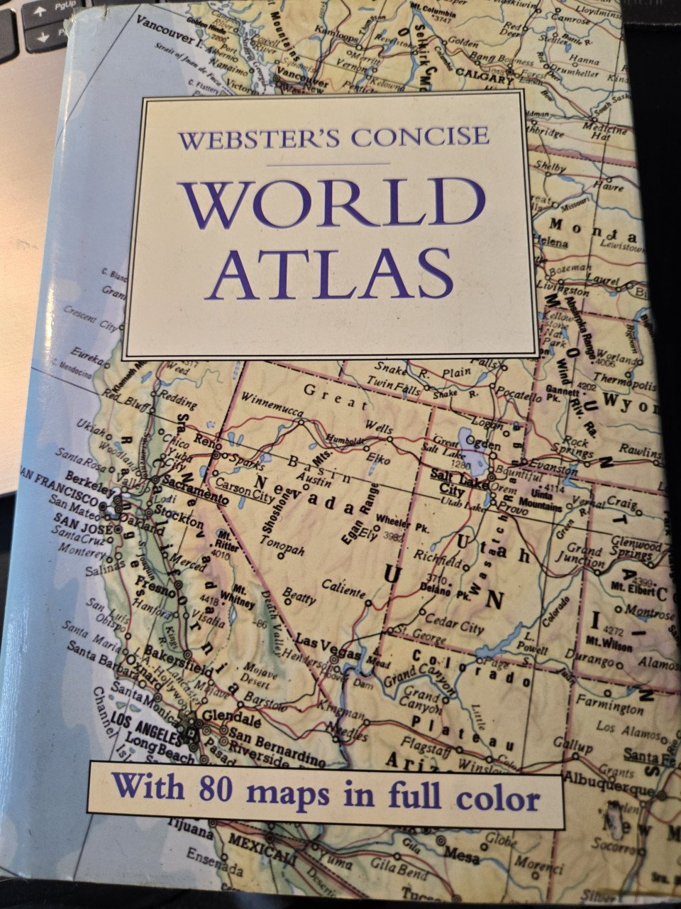 Boek: Websters Concise Wereldatlas  1998