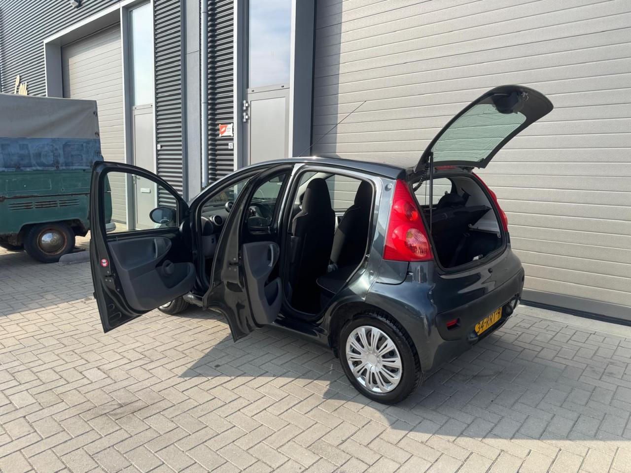 Peugeot 107 AUTOMAAT