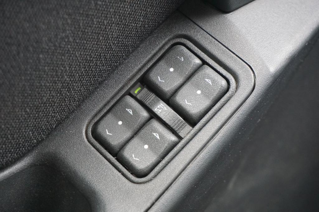 Opel Meriva 1.6-16v cosmo automaat - airco / navi / elektr. ramen / parkeer