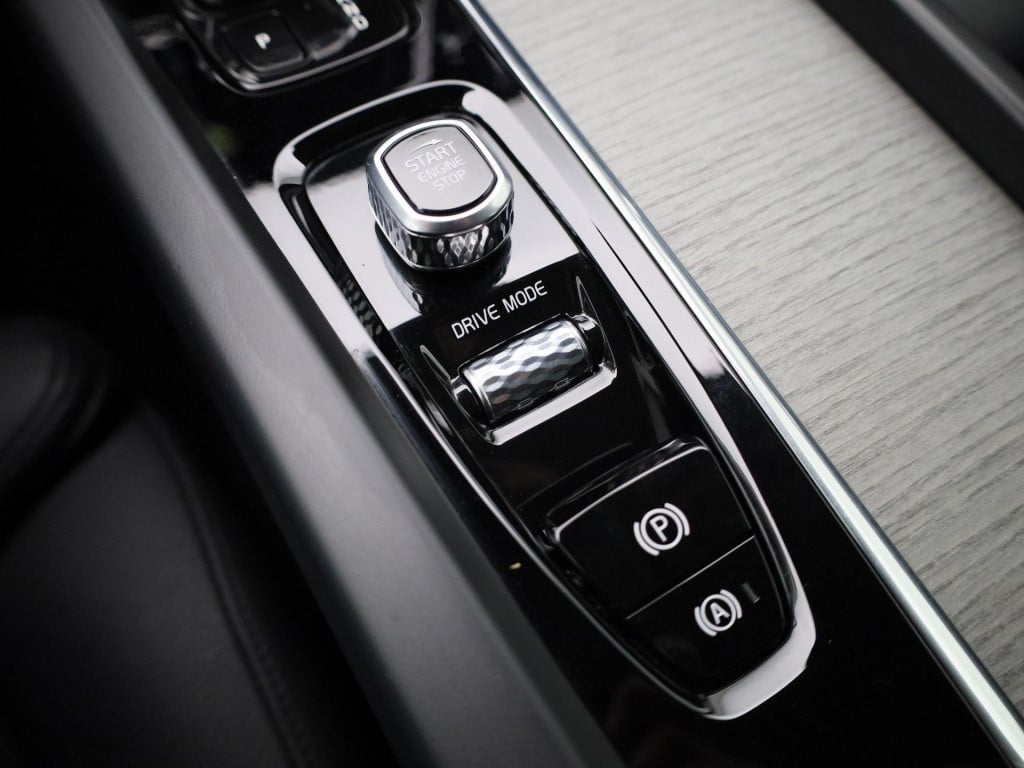 Volvo V60 2.0 b4 inscription | automaat | lmv | virtual cockpit | parkeer s