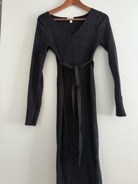 Zwart zwangerschapsjurkje met glitter