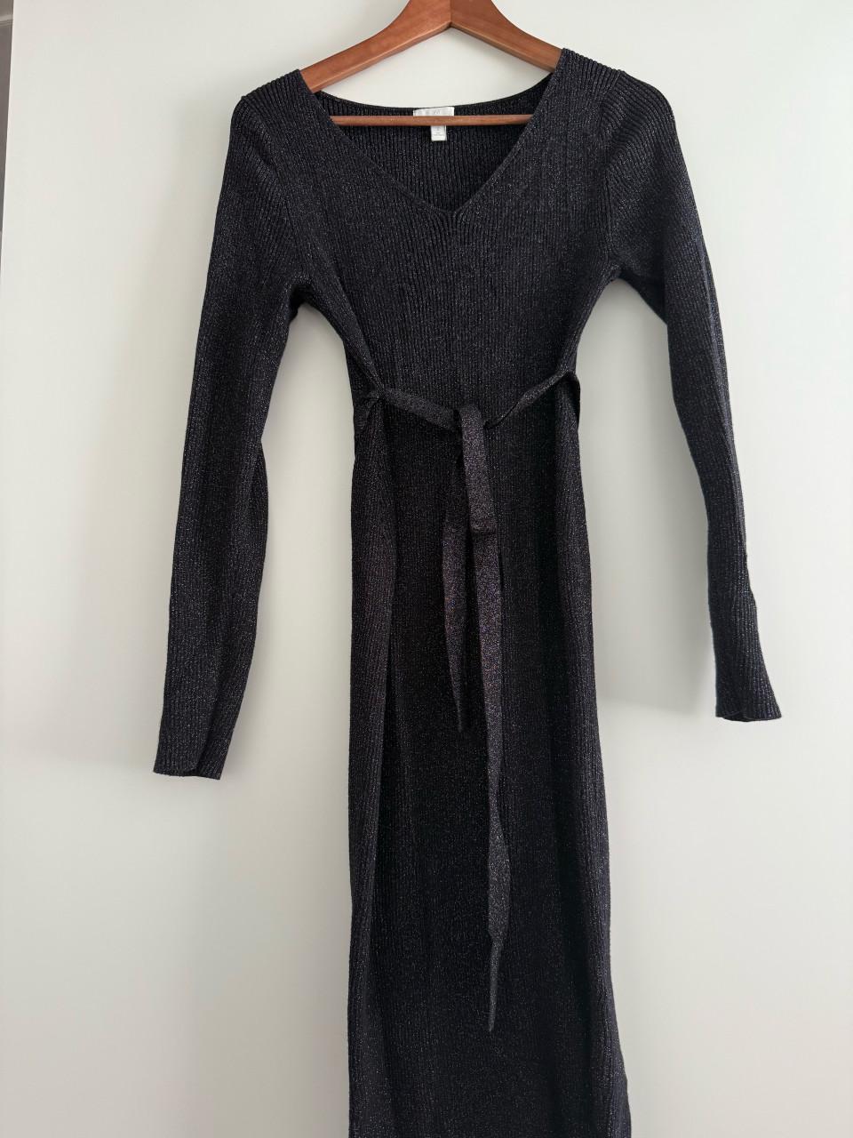 Zwart zwangerschapsjurkje met glitter