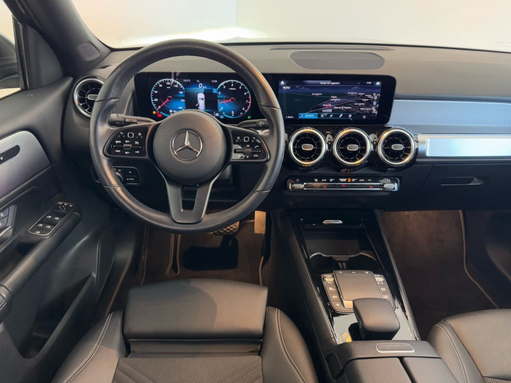 Mercedes-Benz Glb 180 business solution