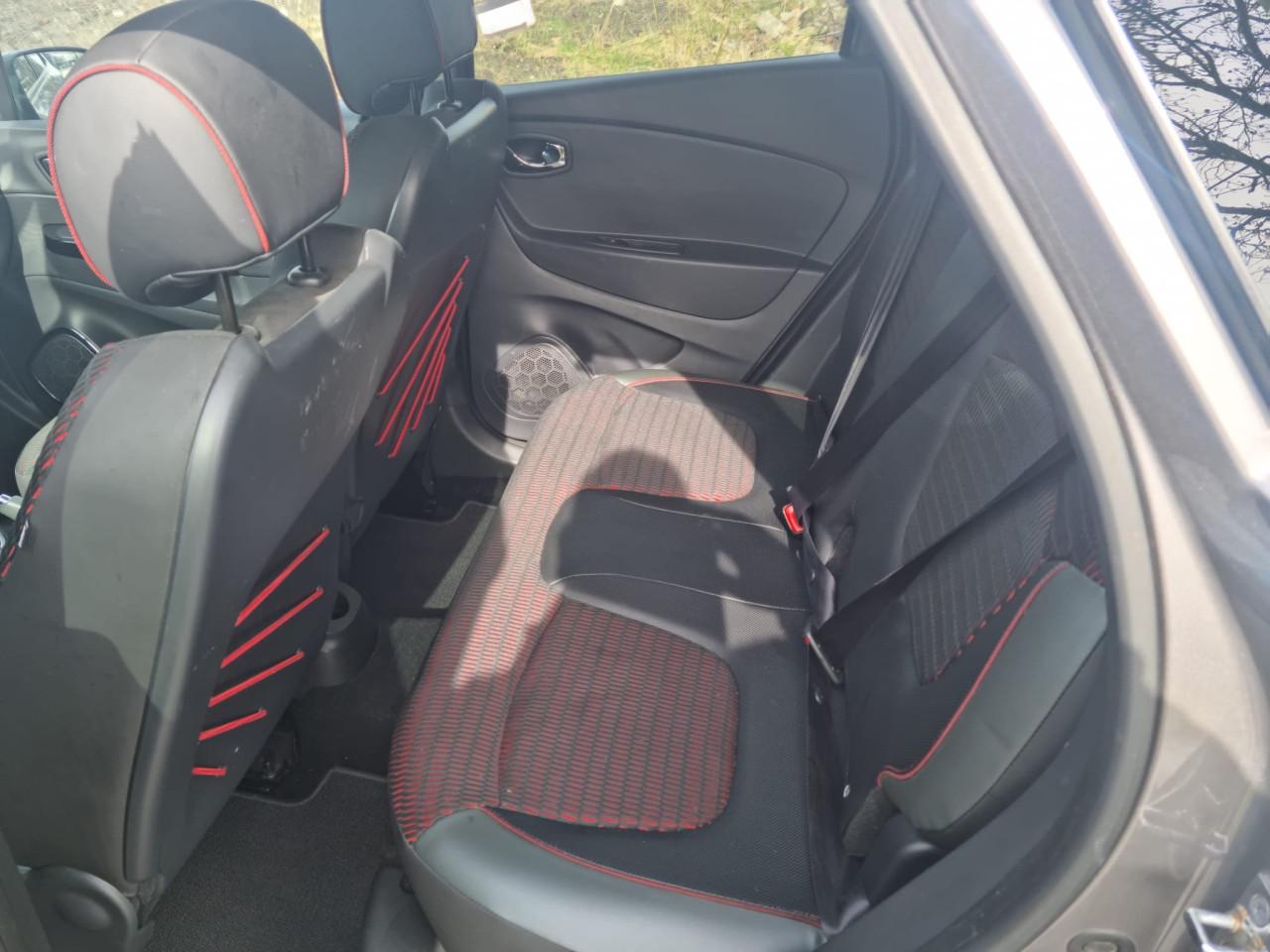 Renault captur 0.9tce helly hansen bj 2015 kmst 160.000 zeer mooi