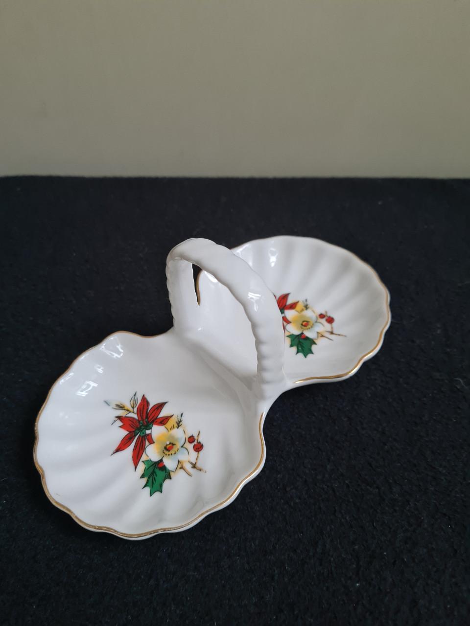 Vintage porseleinen bonbonschaaltje  Goudluster aan de rand