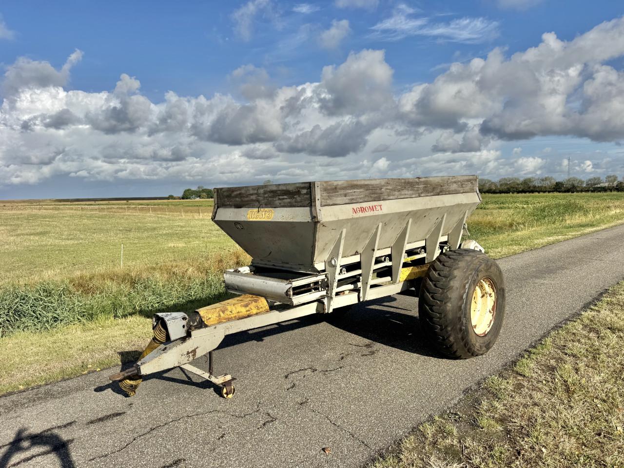 Agromet Kalkstrooier