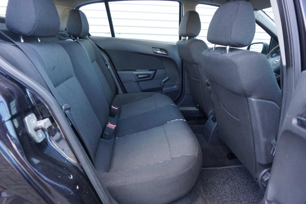 Opel Astra 1.6 edition airco / cruise / elektr. ramen / lm velgen / nap