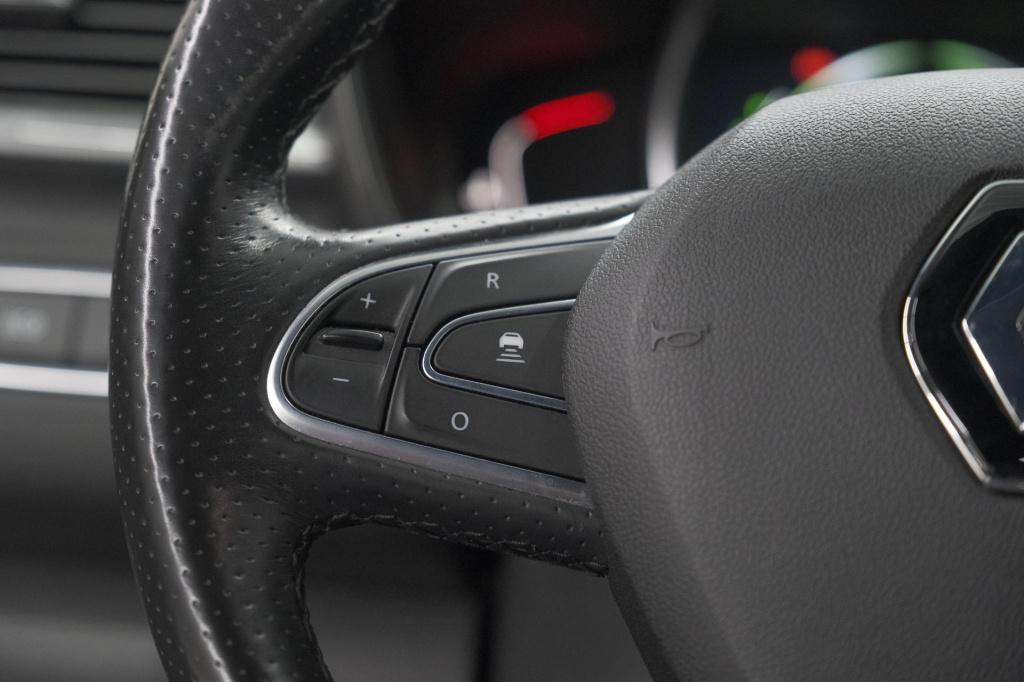 Renault Kadjar tce 160 edc black edition | bose audio | adaptieve cruise co