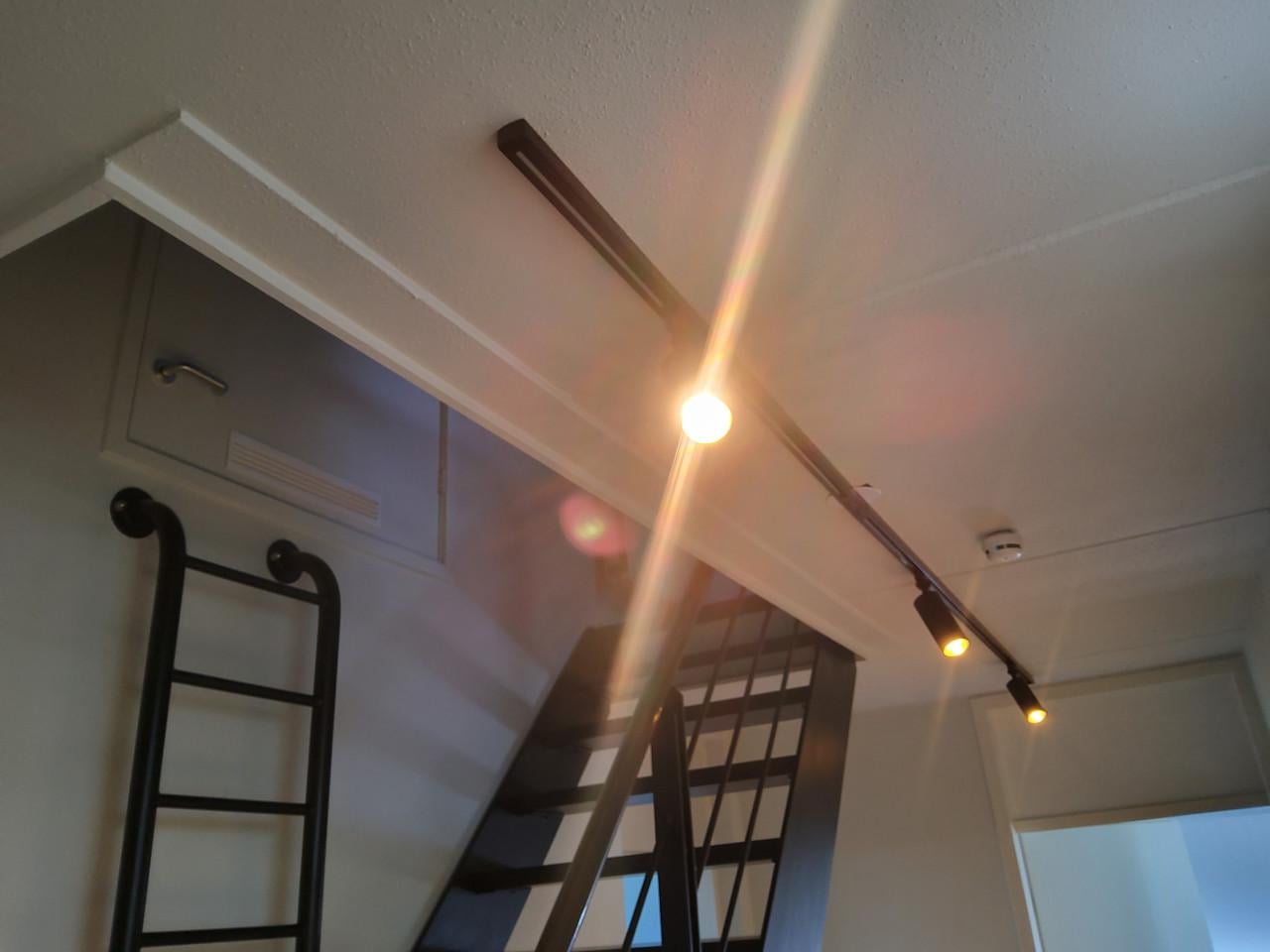 Zwarte rails (12 meter) inclusief 12 ledspots