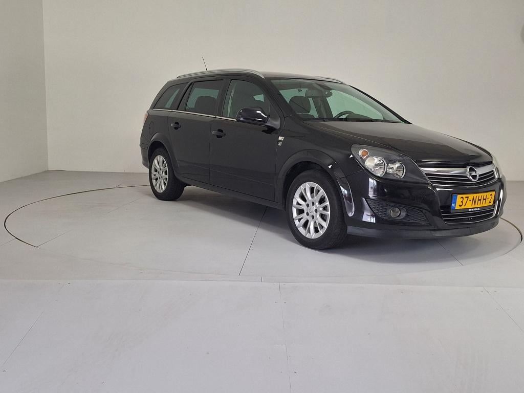 Opel Astra wagon 1.6 111 year edition | trekhaak | airco
