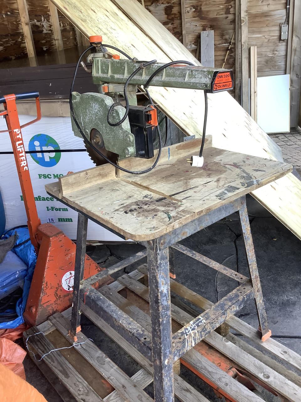 Dewalt DW320 Radiaalzaag cirkelzaag afkortzaag