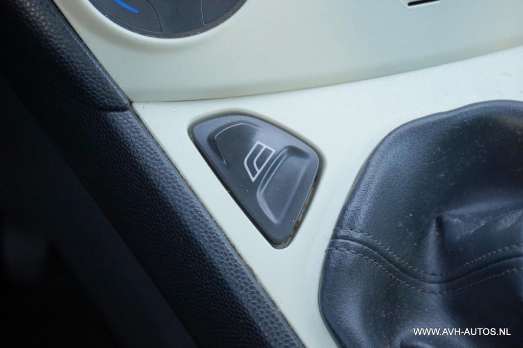 Ford KA 1.2 cool&sound