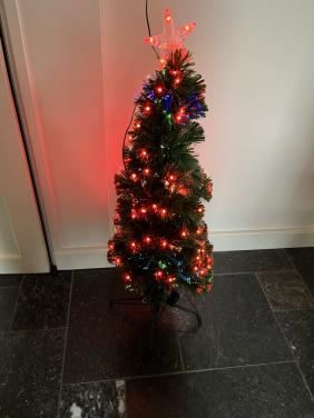 Multicolor fiberled kerstboompje