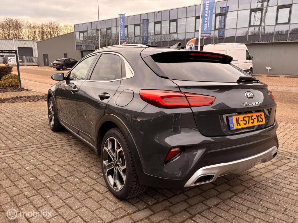 Kia Xceed 1.5 t-gdi mhev dynamic + line leer pano