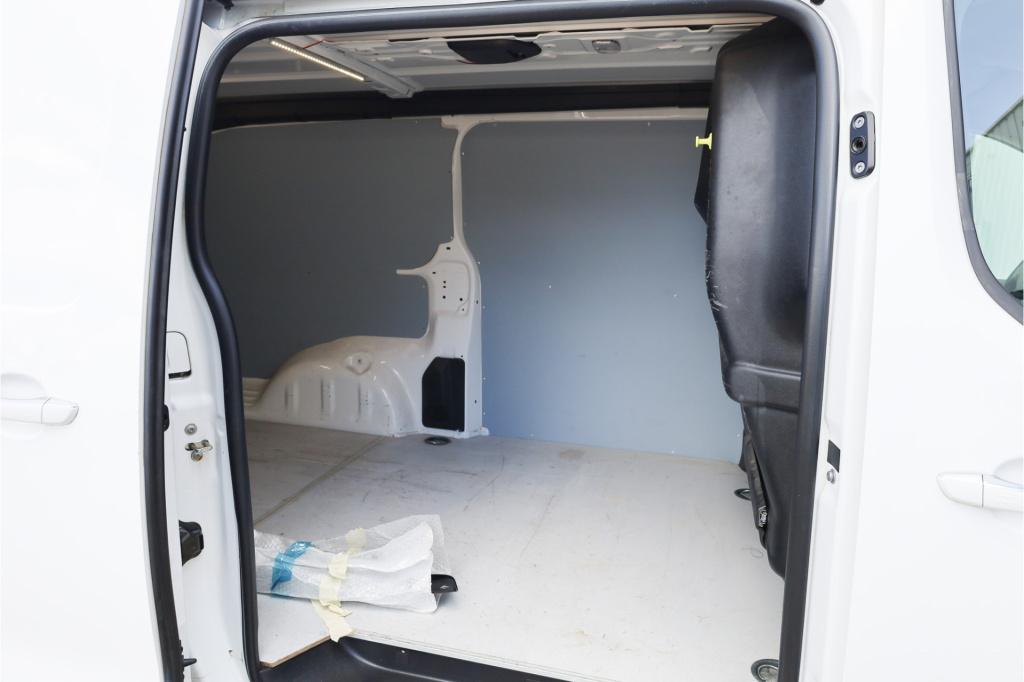 Peugeot E-expert l3 75 kwh soh 94% mester l3