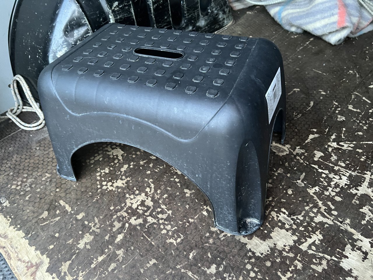 Opstapkrukje  Opstapkruk / trapje zwart antislip 150 kg oppervlak 42x29 cm