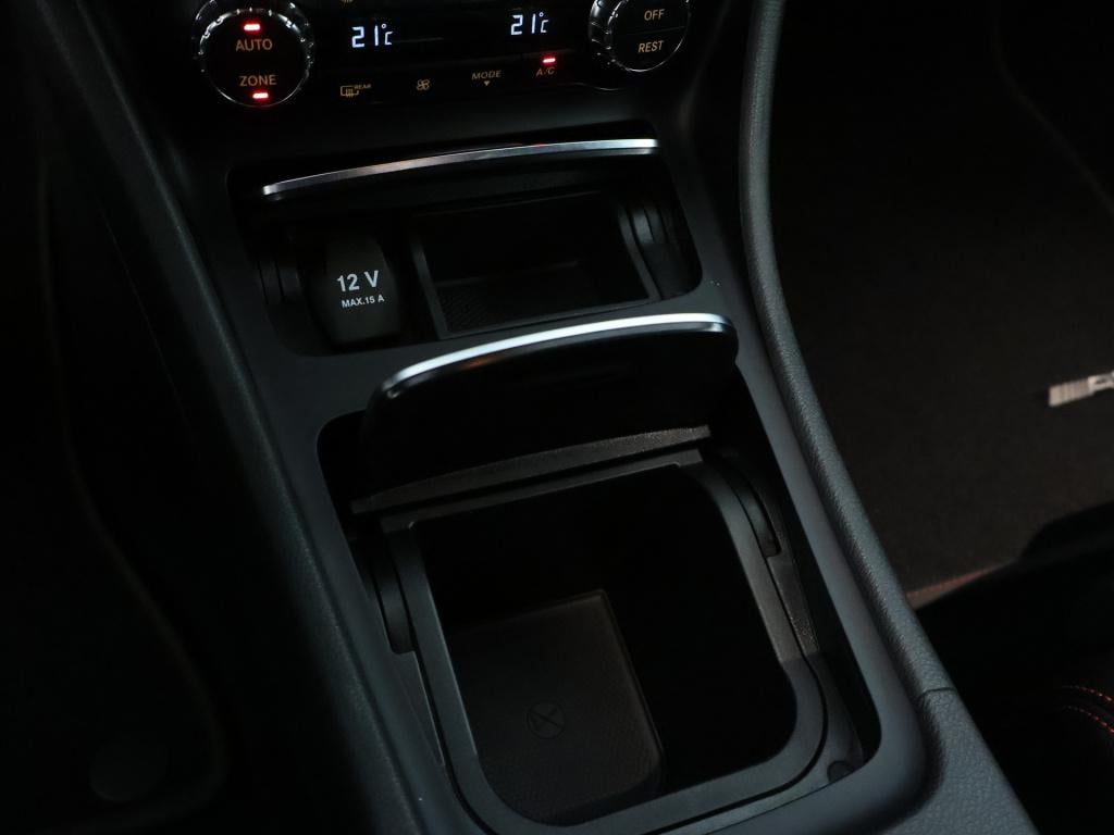 Mercedes-Benz Gla-klasse 180 business solution amg | cruise control | amg l