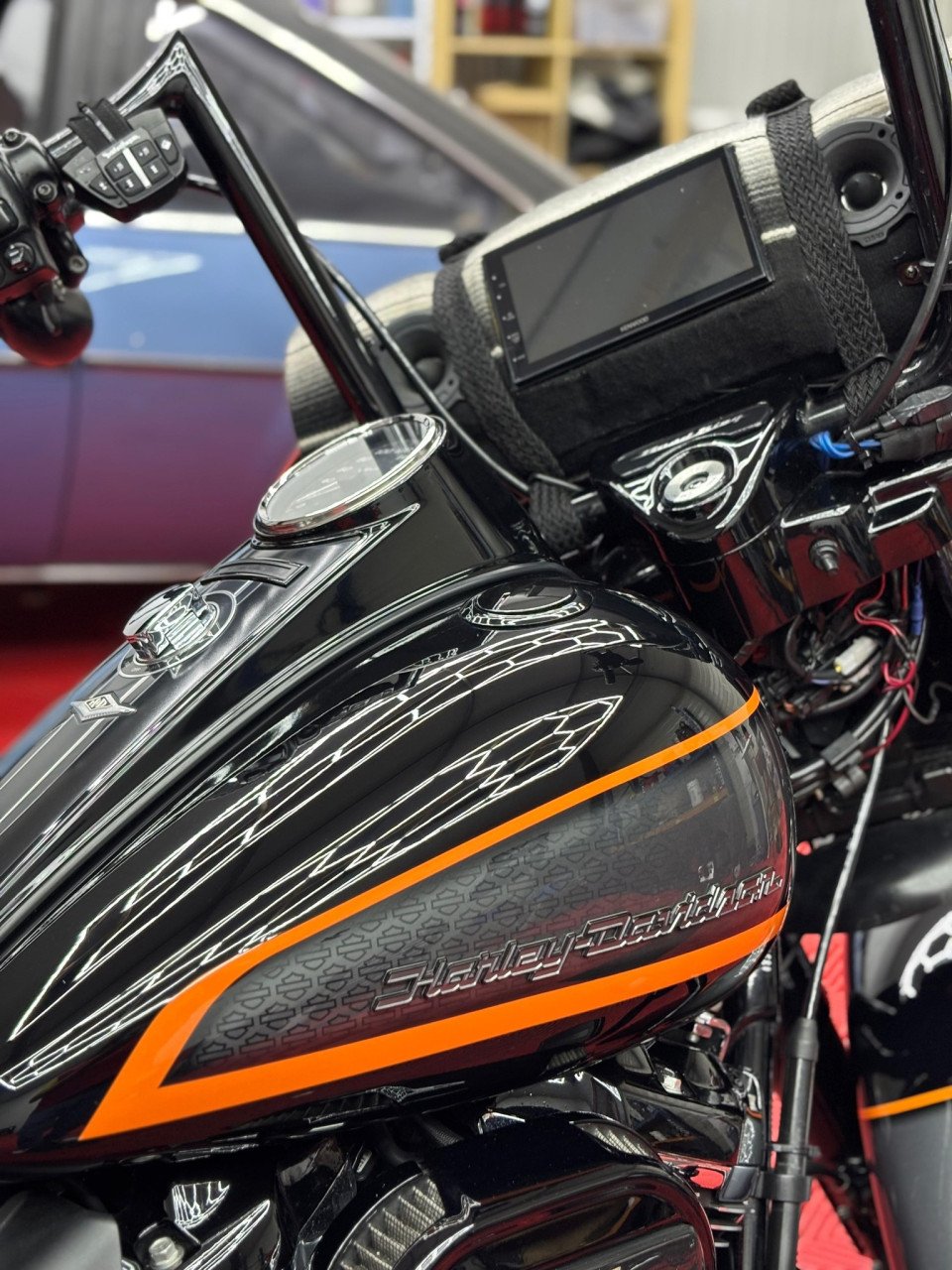 Harley-Davidson Road King Special 114ci Apex Edition