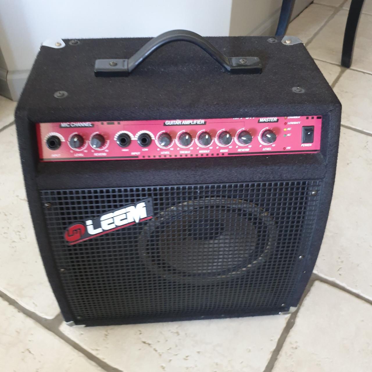 Gitaar versterker incl microfoon