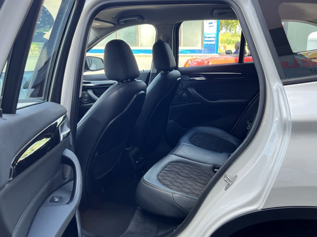 BMW X1 sdrive18i centennial high executive
