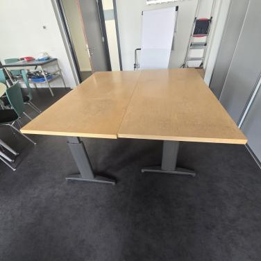2 kantoortafels