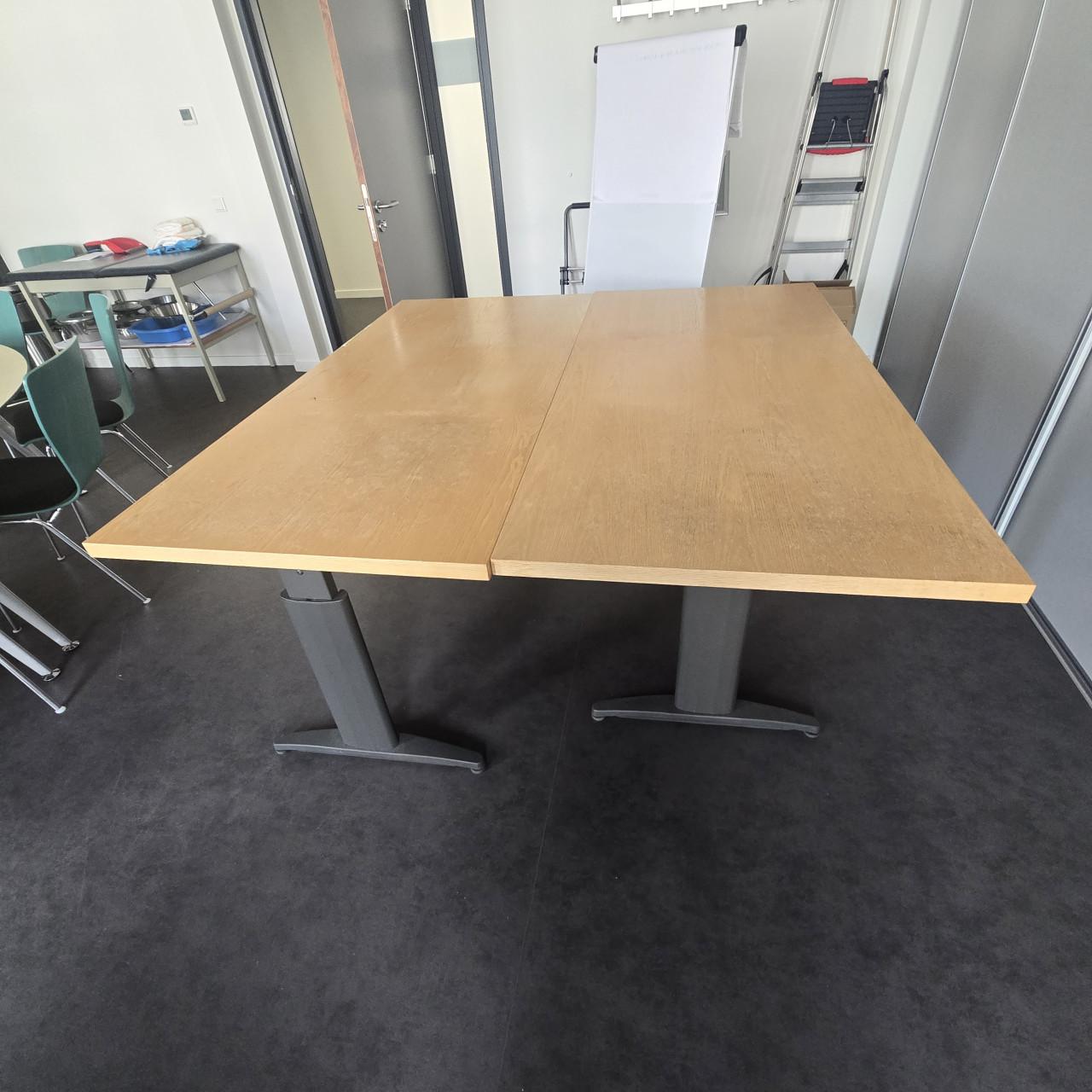 2 kantoortafels