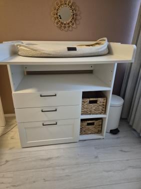 Commode ikea smastad