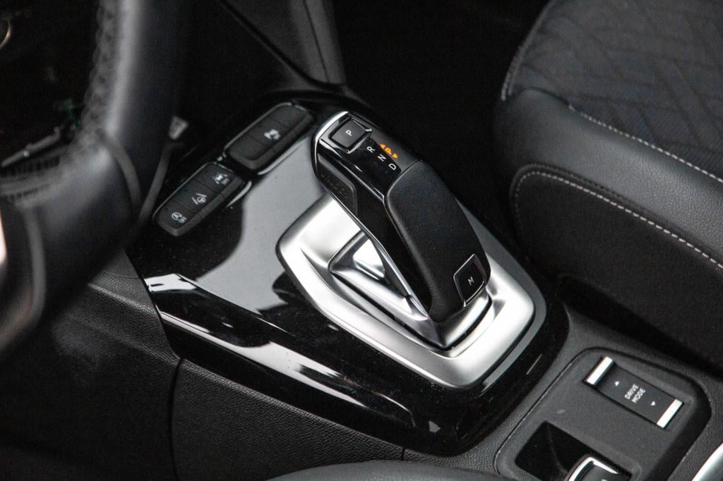 Opel Corsa 1.2 turbo automaat / carplay / camera / dealer auto