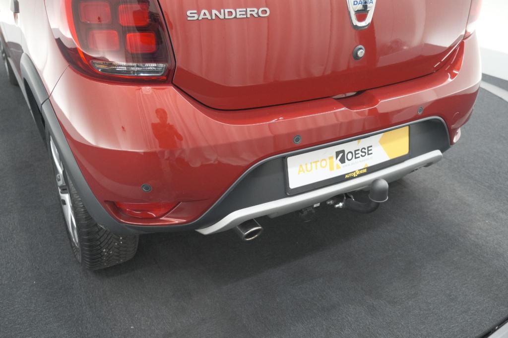 Dacia Sandero tce 90 tech road | trekhaak | navigatie | parkeersensoren