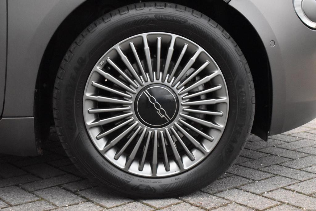 Fiat 500 icon 42 kwh | climate control | cruise control | trekhaak | achter