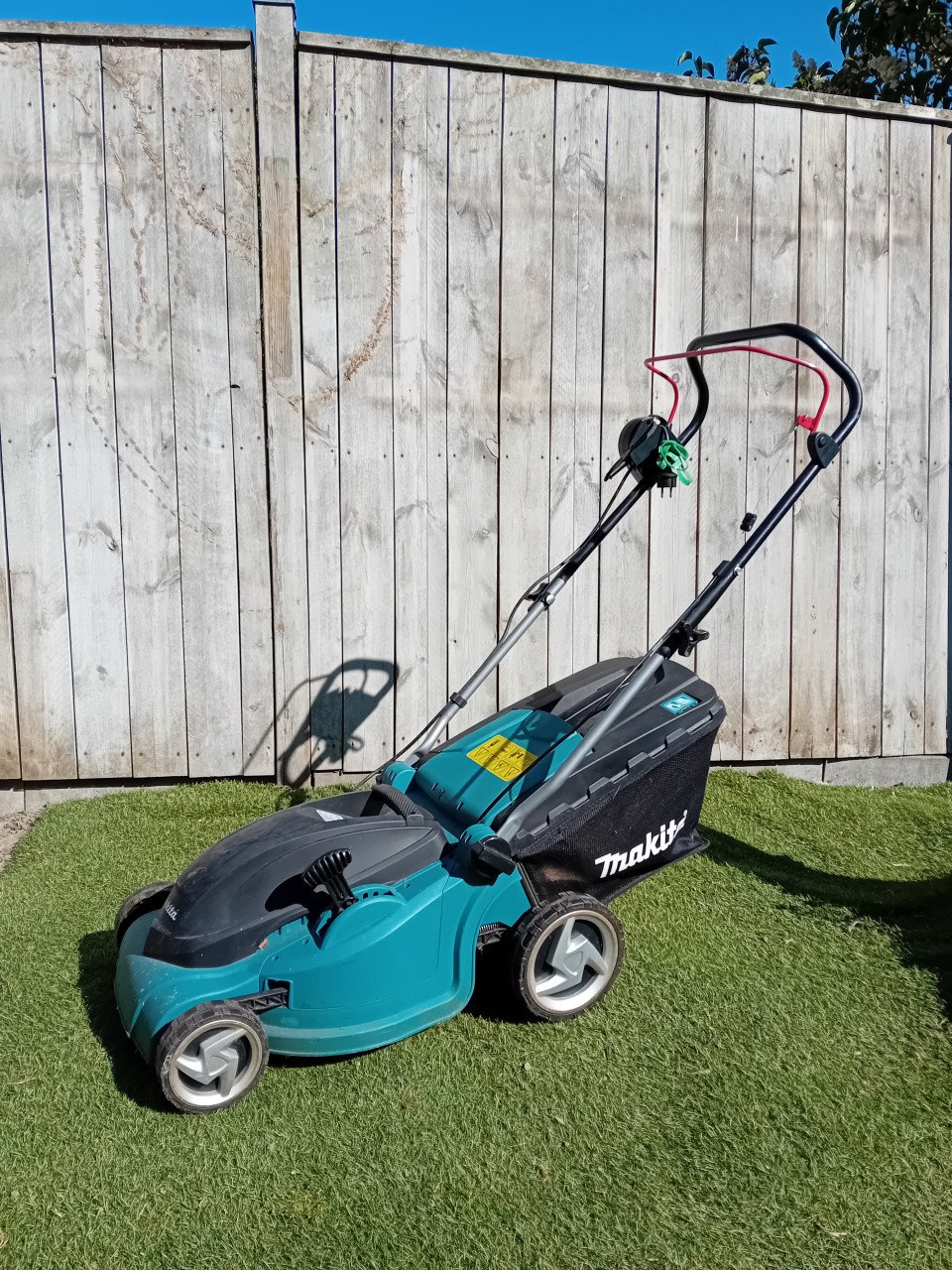Makita grasmaaier ELM 3800 (elektrisch)