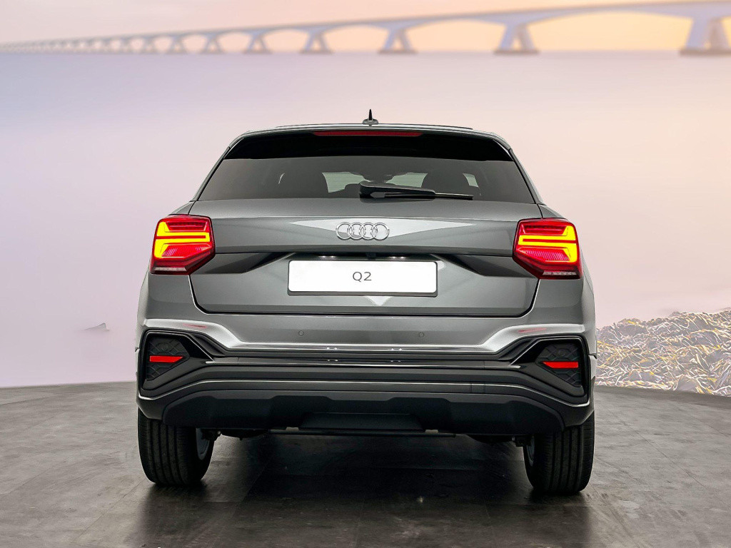 Audi Q2 s edition 35 tfsi 110 kw / 150 pk hatchback 7 vers