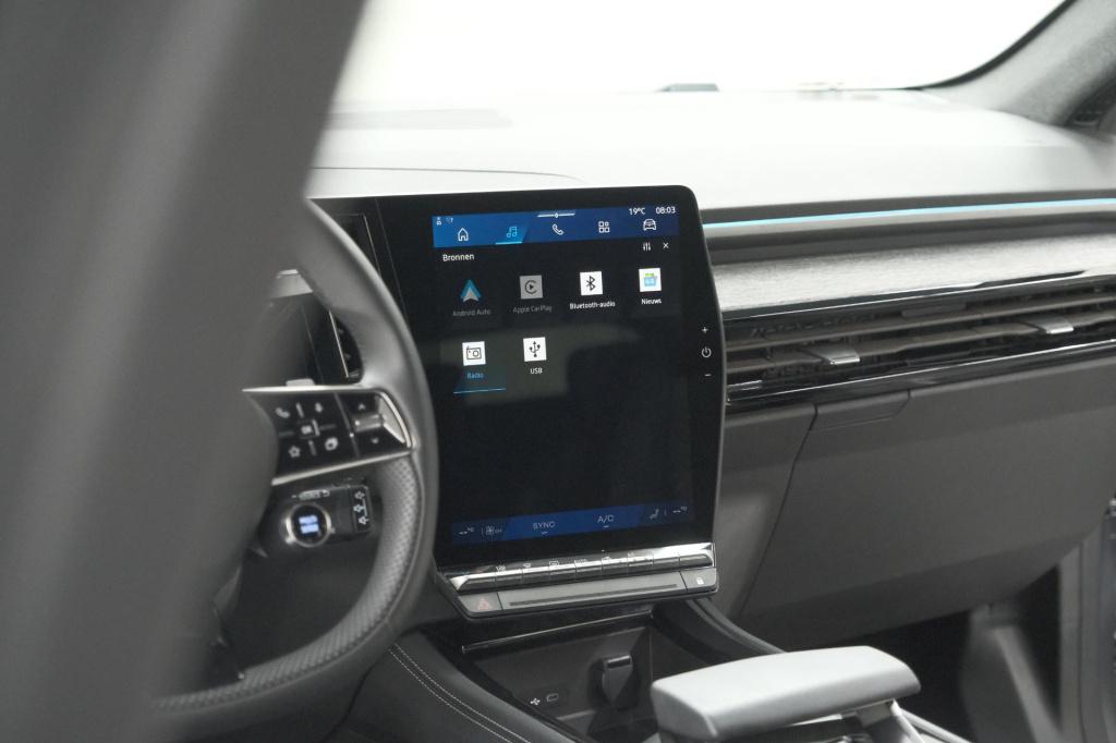 Renault Austral 1.2 e-tech full hybrid 200 techno | 360 camera | panoramada