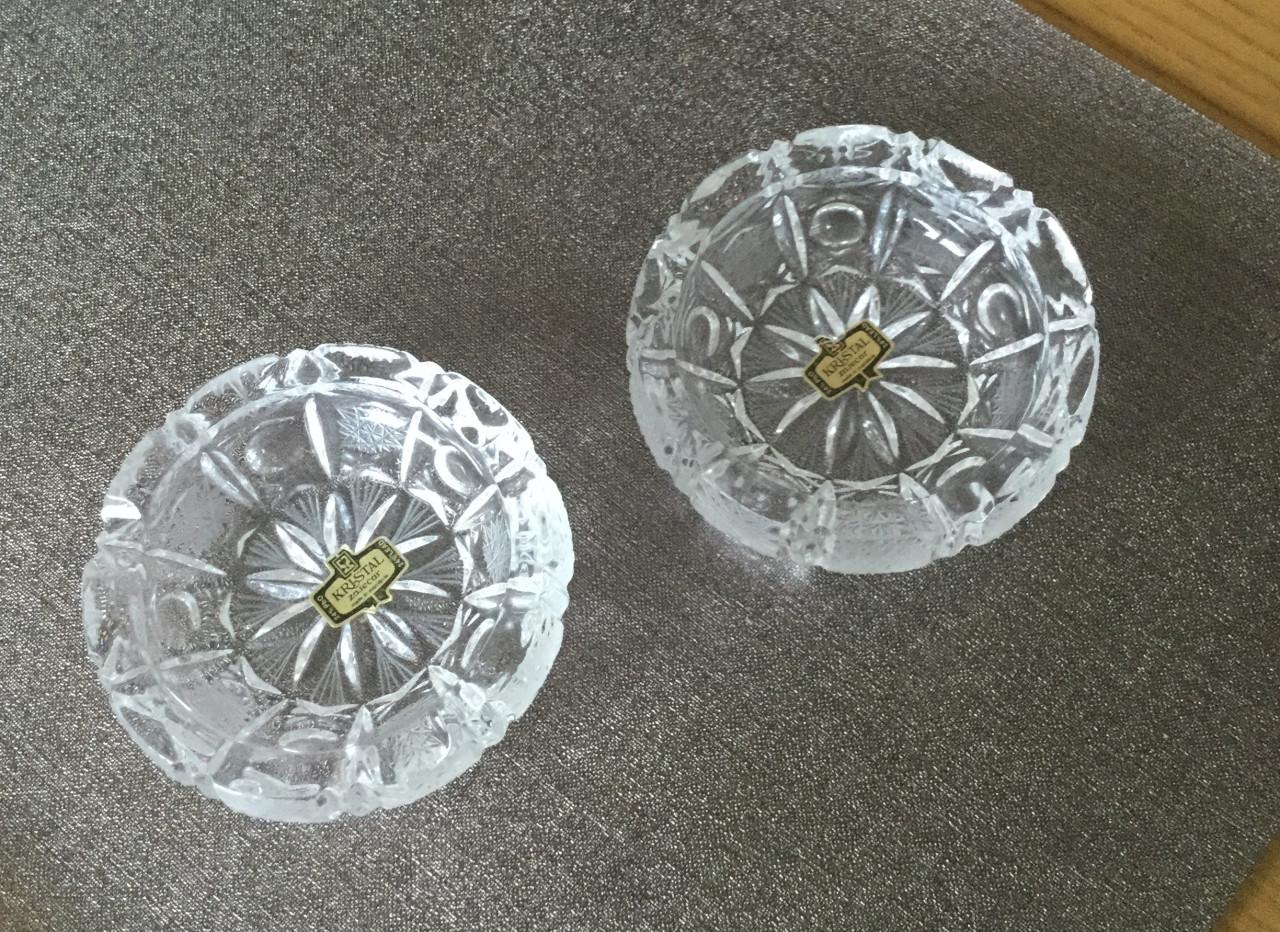 2 Nieuwe Mooi geslepen zuiver kristallen bakjes 24% pb