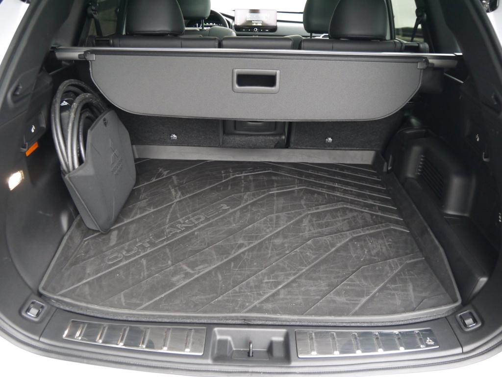 Mitsubishi Outlander 2.4 phev instyle 306pk s-awc|rijklaar